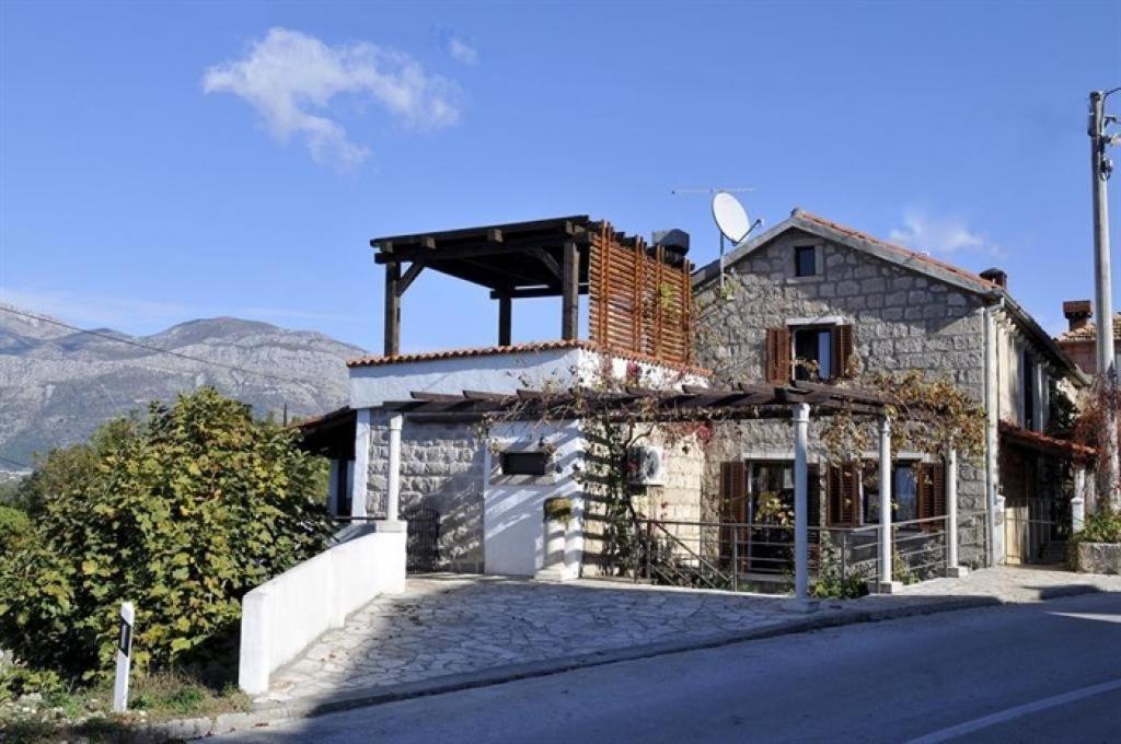 Rilovic House Villa Srednji Radovcici Exterior photo